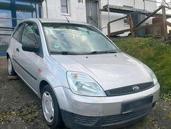 Silber Gebraucht 2004 Ford Fiesta Kleinwagen | 500 € (Superpreis)