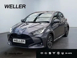 Grau Gebraucht 2023 Toyota Yaris Hybrid Team Kleinwagen | 21.990 € (Fairer Preis)