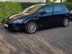 Schwarz Gebraucht 2012 Seat Leon Copa Limousine | 3.500 € (Guter Preis)