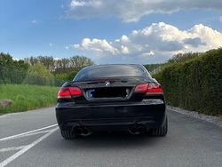 Schwarz Gebraucht 2007 BMW 335 Cabriolet Performance Cabrio | 10.800 €