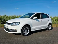 Weiß Gebraucht 2015 VW Polo LOUNGE Kleinwagen | 6.700 € (Fairer Preis)