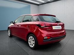 Rot Gebraucht 2020 Hyundai i20 Trend Kleinwagen | 16.399 € (Fairer Preis)