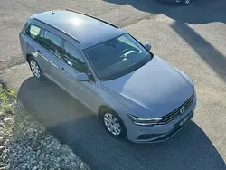 Grau Gebraucht 2023 VW Passat Kombi | 19.950 € (Guter Preis)