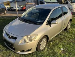 Silber Gebraucht 2007 Toyota Yaris Kombi | 4.499 € (Fairer Preis)