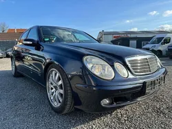 Tansanitblau metalliclack Gebraucht 2005 Mercedes E220 Limousine | 5.800 € (Etwas zu teuer)