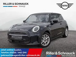 Enigmatic black Gebraucht 2023 Mini Cooper Kleinwagen | 26.450 € (Etwas zu teuer)