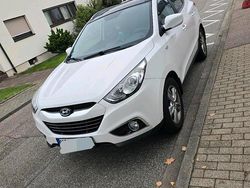 Weiß Gebraucht 2013 Hyundai ix35 SUV | 16.900 €