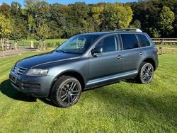 Grau Gebraucht 2005 VW Touareg Individual SUV | 5.000 € (Guter Preis)