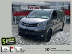 Silver (metallic) Gebraucht 2023 Toyota Proace Van | 26.490 € (Guter Preis)