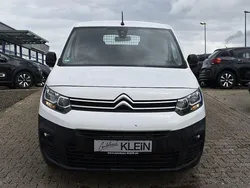 Weiß Gebraucht 2020 Citroën Berlingo Van / Kleinbus | 12.490 € (Superpreis)