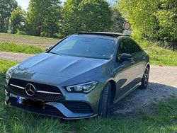 Grau Gebraucht 2019 Mercedes CLA200 AMG line Coupé | 29.000 € (Etwas zu teuer)