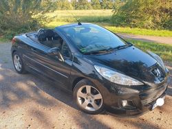 Schwarz Gebraucht 2007 Peugeot 207 CC Cabrio | 3.300 €