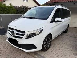 Weiß Gebraucht 2020 Mercedes V220 Avantgarde Van / Kleinbus | 45.500 € (Fairer Preis)