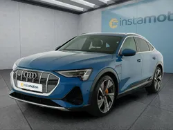 Blau Gebraucht 2021 Audi e-tron S-Line SUV | 52.799 €