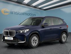 Blau Neu 2025 BMW iX1 SUV | 62.999 €