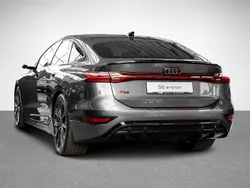 Daytonagrau perleffekt Gebraucht 2025 Audi e-tron Edition .1 SUV | 103.990 € (Fairer Preis)