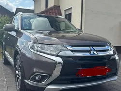 Braun Gebraucht 2018 Mitsubishi Outlander SUV | 16.600 € (Fairer Preis)
