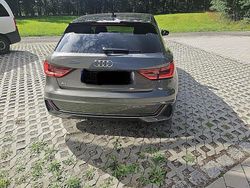 Grau Gebraucht 2023 Audi A1 Sportback S-Line Kleinwagen | 25.500 € (Teuer)