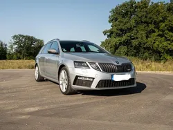 Silber Gebraucht 2017 Skoda Octavia RS Kombi | 16.900 € (Fairer Preis)