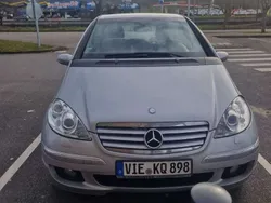 Gebraucht 2007 Mercedes 180 Limousine | 2.700 €