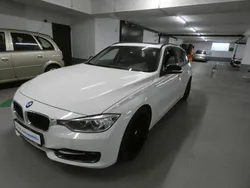 Weiß Gebraucht 2013 BMW 320 Sport Line Limousine | 7.999 € (Superpreis)