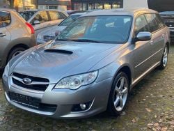 Grau Gebraucht 2008 Subaru Legacy Active Kombi | 6.990 €