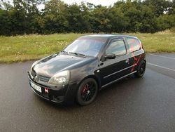 Schwarz Gebraucht 2002 Renault Clio II R.S. Kleinwagen | 7.499 € (Guter Preis)
