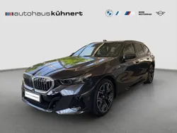 Sophistograu brillanteffekt me Gebraucht 2025 BMW i5 M Sport Limousine | 71.885 € (Fairer Preis)