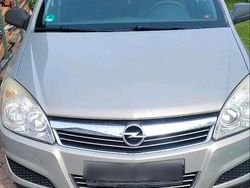 Gold Gebraucht 2009 Opel Astra Kombi | 1.400 € (Guter Preis)