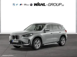 Grau Neu 2025 BMW iX1 xLine SUV | 47.990 € (Etwas zu teuer)