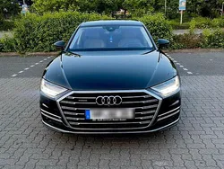 Grau Gebraucht 2018 Audi A8 Limousine | 35.999 € (Guter Preis)