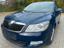 Blau Gebraucht 2011 Skoda Octavia Ambiente Kombi | 8.700 € (Fairer Preis)