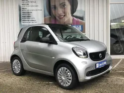 Farbe: silber metallic Gebraucht 2018 Smart ForTwo Electric Drive | 10.980 € (Fairer Preis)