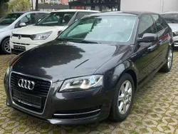Grau Gebraucht 2011 Audi A3 Ambiente Limousine | 6.700 € (Fairer Preis)