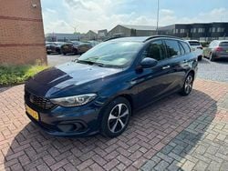 Blau Gebraucht 2017 Fiat Tipo Limousine | 3.500 € (Teuer)