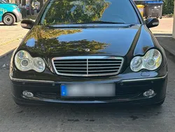 Schwarz Gebraucht 2003 Mercedes C220 Kombi | 2.500 € (Guter Preis)