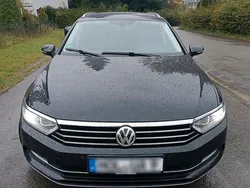 Schwarz Gebraucht 2015 VW Passat Kombi | 11.500 € (Etwas zu teuer)