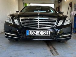 Schwarz Gebraucht 2011 Mercedes E220 Elegance Limousine | 10.900 € (Fairer Preis)