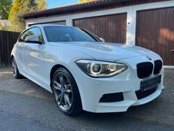 Weiß Gebraucht 2014 BMW 118 Coupé M Sport Coupé | 12.500 €