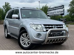 Grau Gebraucht 2014 Mitsubishi Pajero Plus SUV | 31.950 € (Etwas zu teuer)