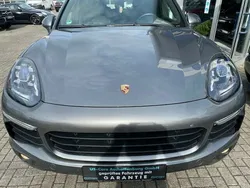Grau Gebraucht 2018 Porsche Cayenne SUV | 37.500 € (Guter Preis)