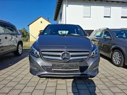 Grau Gebraucht 2018 Mercedes B180 Urban Van / Kleinbus | 14.500 € (Guter Preis)