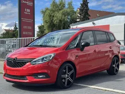Rot Gebraucht 2017 Opel Zafira Tourer Active Van / Kleinbus | 8.990 € (Teuer)