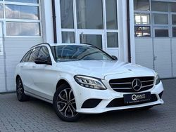 Weiß Gebraucht 2020 Mercedes C300 Night Limousine | 24.490 €