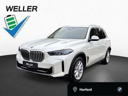 Mineralweiß (weiß) Gebraucht 2023 BMW X5 Comfort Edition SUV | 78.970 € (Etwas zu teuer)