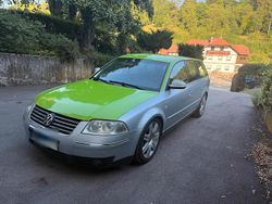 Silber Gebraucht 2001 VW Passat Kombi | 3.900 €