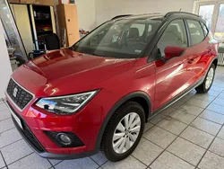Rot Gebraucht 2019 Seat Arona Style SUV | 11.499 € (Guter Preis)