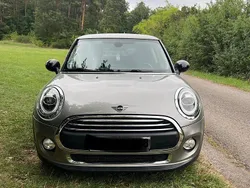 Silber Gebraucht 2018 Mini ONE Kleinwagen | 13.000 € (Fairer Preis)