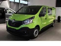 Grün Gebraucht 2018 Renault Trafic Komfort Van | 16.900 € (Teuer)