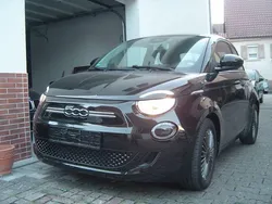 Schwarz Gebraucht 2022 Fiat 500e Icon Kleinwagen | 16.480 € (Superpreis)